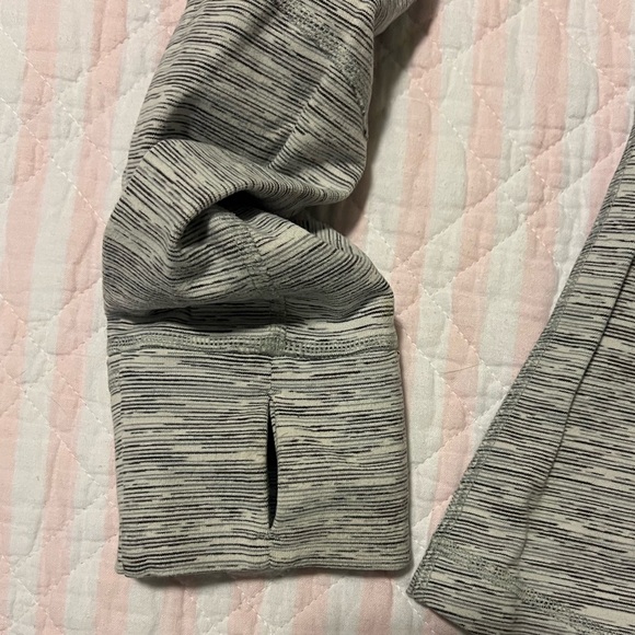 Lululemon Athletic Jacket - Picture 5 of 6